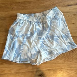 Aritzia shorts